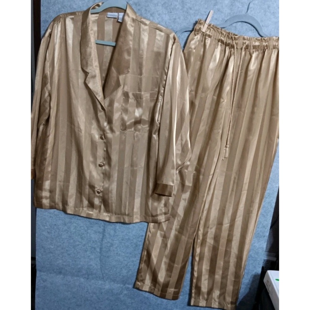 Lane Bryant NWOT Pajamas 12/14 Gold Satin Striped Long Sleeve Drawstring Pants